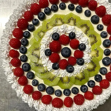 Mariuccia מלון 3*